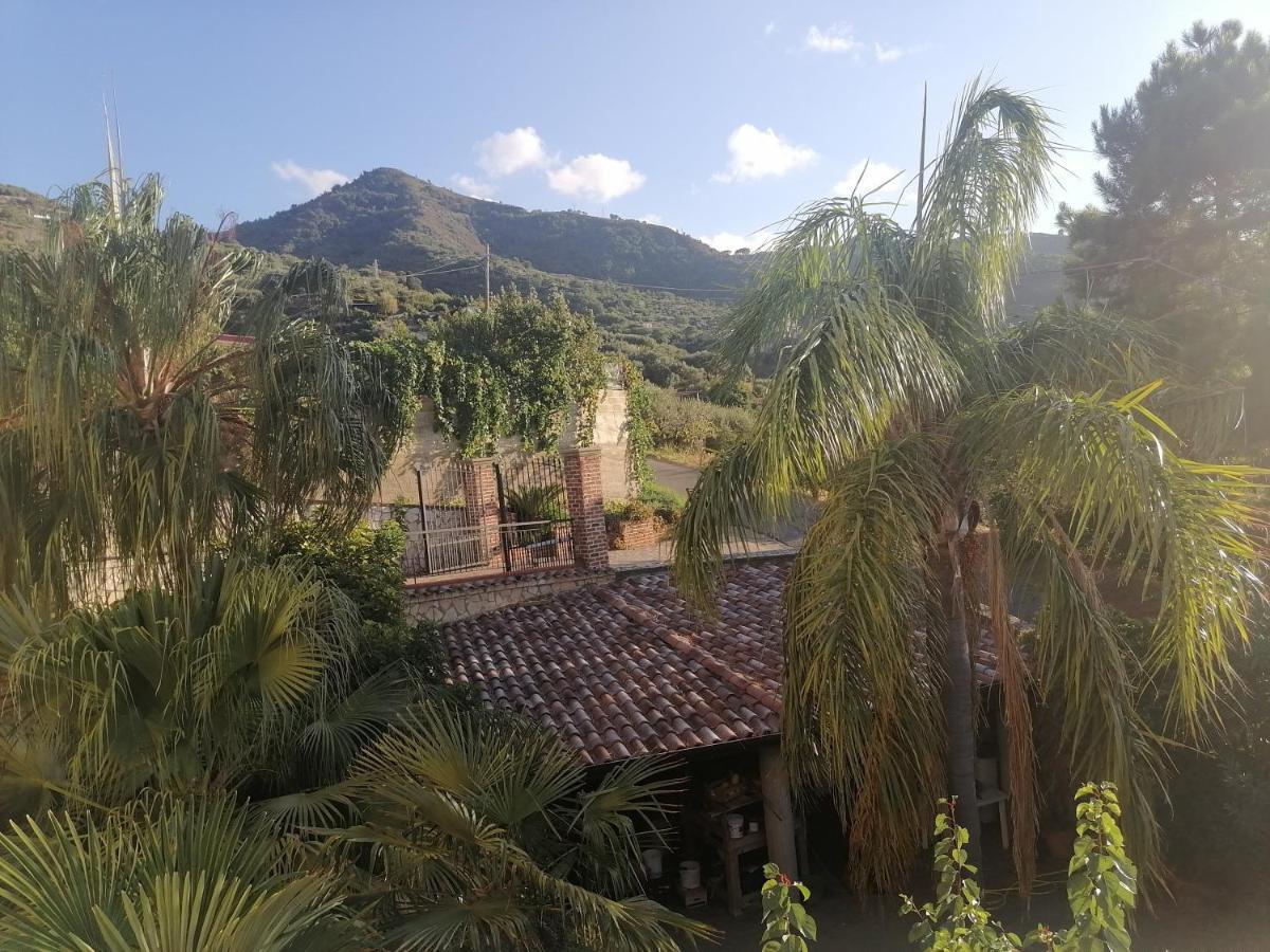 Da Rosa E Ignazio Hostal Piraino Exterior foto